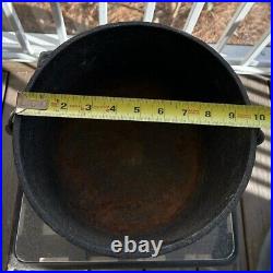 1.5 gallon antique campfire cast Iron kettle stock pot