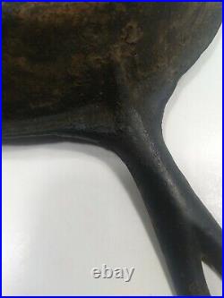 #10 Tulip Handle Cast Iron Skillet Gate Mark Fancy Handle Heavyweight 12 in