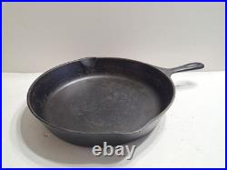 11 3/4 Inch Cast Iron Skillet #10 unknown