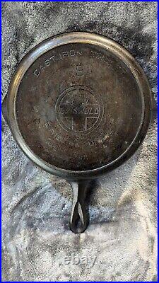 11 Griswold Cast Iron Skillet, 710E, #9 Slant Logo With E. P. U