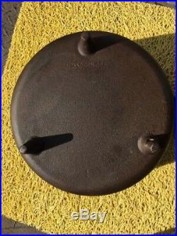 #12 Deep Cast Iron Chuck Wagon Dutch Oven withLid Cover 3 Legged USA