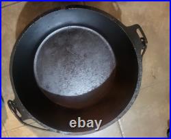 12 Lewis and Clark Camp Chef Cast Iron Dutch Oven, Limited Edition 1803 2003