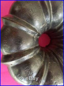 1891 Griswold FRANK W HAY & SONS, Johnstown PA Cast Iron Cake Mold Bundt Pan 965