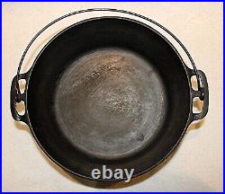 1915 Cast Iron Wagner Sidney 0 No. 8 Dutch Oven With A Flat LID Stamped 8