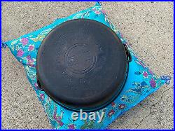1920 GRISWOLD NO. 9 TITE-TOP DUTCH OVEN With LID, 2552 CAST IRON with Trivet 207