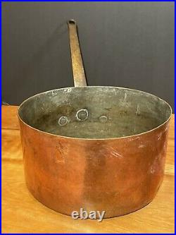 19th LARGE CENTURY ANTIQUE VINTAGE COPPER COOKING POT W CAST IRON HANDLE 5 X 9.5