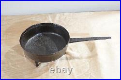 19th c 3-legged Spider Cast Iron Skillet with Gate Mark