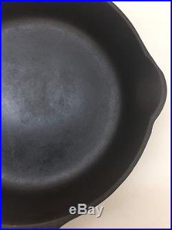 #2 Griswold Large Block Logo 703 Heat Ring Skillet No Wobble Cleaned & Seasoned