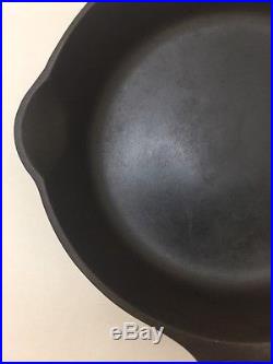#2 Griswold Large Block Logo 703 Heat Ring Skillet No Wobble Cleaned & Seasoned