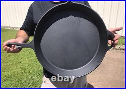 20 Seasoned Cast Iron Skillet, Black, Large