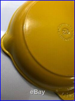 #23 Dijon Yellow LE CREUSET 9.5 Skillet Double Spout EUC Enameled Cast Iron