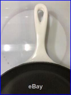 #23 White with Gray Glissemail LE CREUSET Vintage 9 Skillet Double Spout EUC