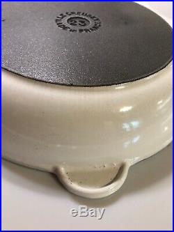 #23 White with Gray Glissemail LE CREUSET Vintage 9 Skillet Double Spout EUC