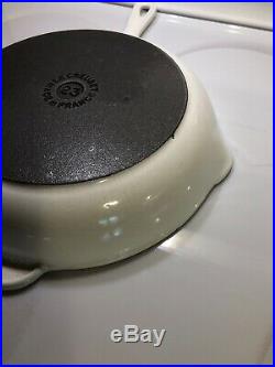 #23 White with Gray Glissemail LE CREUSET Vintage 9 Skillet Double Spout EUC