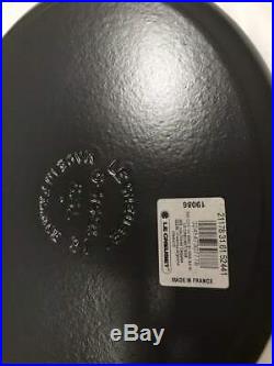 $375 New Le Creuset Cast Iron Signature 6 3/4 -Qt. Graphite Grey Oval