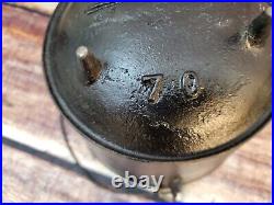 # 7 Cast Iron 3 Leg Bean Pot Cowboy Kettle With Gate Mark With Lid