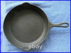 #8 GRISWOLD, cast iron skillet, Slant ERIE, pn 704 H, EX, Cond, NR