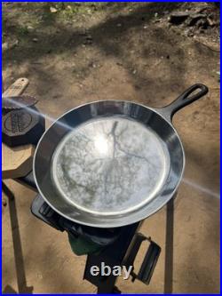 9 Lodge Shallow Side Polished Cast Iron Skillet With entire kit