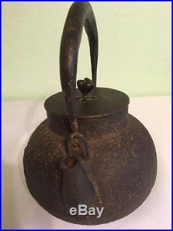 Antique 2 Mold Cast Iron Teapot Raised Design Factorymold Mark Bronze LID Signed