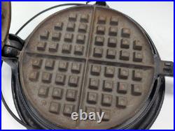 ANTIQUE LODGE #8 CAST IRON WAFFLE MAKER With STAND ARC LOGO RARE GREAT CONDITION