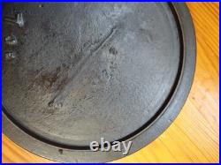 Antique 1800's #7 Cast Iron Skillet Semi Fancy Handle Gate Marked / Initials