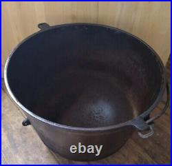 Antique 1891 Griswold ERIE No. 8 Cast Iron Round Bottom 3-Legged Kettle