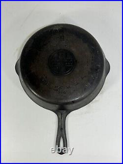 Antique 1900's Griswold Cast Iron Skillet #9 Model 710 S Erie PA USA