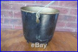 Antique Cast Iron #7 Size Bean Pot 9 OD 8 13/16 ID