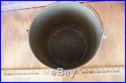 Antique Cast Iron #7 Size Bean Pot 9 OD 8 13/16 ID