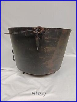 Antique Cast Iron Bean Pot 3 Legged Kettle Cauldron Cowboy Cookware