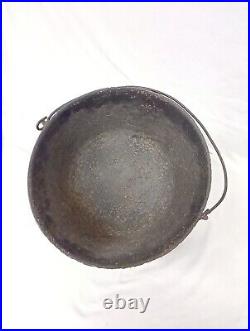 Antique Cast Iron Bean Pot 3 Legged Kettle Cauldron Cowboy Cookware