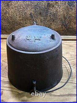 Antique Cast Iron Bean Pot / Campfire Cook 3 Legged Kettle