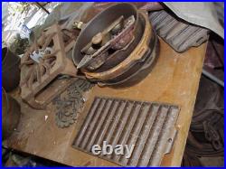 Antique Cast Iron Gate Marked #9 Pan 135+ years old UNIQUE