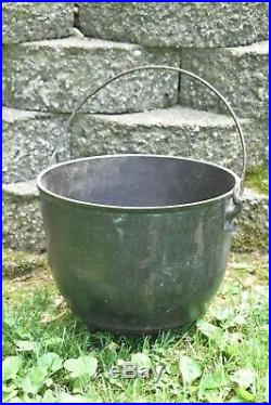 Antique Cast Iron Pot Cauldron Stamped LA 7 with Gate Mark 3 legs Very Old