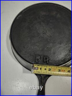 Antique Cast Iron Skillet Outer Fire Ring 10.5D #8 Handle Marked BR on Bottom