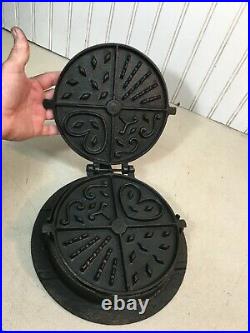 Antique Cast Iron Waffle Maker, Hearts Shapes Pennsylvania Dutch 7.5in Round