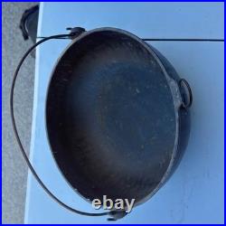 Antique Erie Cast Iron Scotch Bowl No. 9 Bail Handle pre Griswold Era