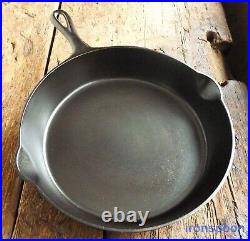 Antique GRISWOLD Cast Iron SKILLET Frying Pan # 8 LARGE SLANT LOGO Ironspoon