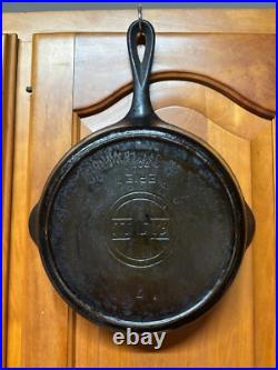 Antique GRISWOLD Erie #7 Large Slant Logo Cast Iron Skillet
