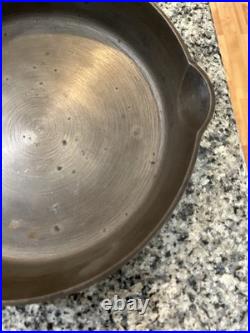 Antique GRISWOLD Erie Number 9 Spoon Handle Small Logo Cast SKILLET FRY PAN 710