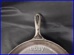 Antique Griswold 710B Slant Logo Cast Iron #9 Skillet Pan with Heat Ring L3707