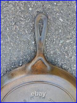 Antique Griswold Cast Iron 108 Slant EPU Shallow Skillet Griddle Heat Ring