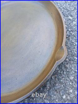 Antique Griswold Cast Iron 108 Slant EPU Shallow Skillet Griddle Heat Ring