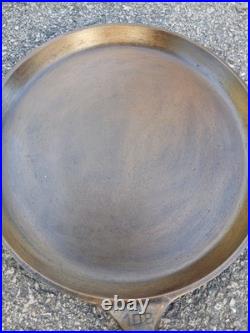 Antique Griswold Cast Iron 108 Slant EPU Shallow Skillet Griddle Heat Ring