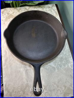 Antique Griswold Cast Iron #9 Large Logo Skillet w Heat Smoke Ring 710 H