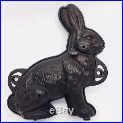 Antique Griswold Cast Iron Easter Bunny Rabbit Cake Chocolate Mold 862 863