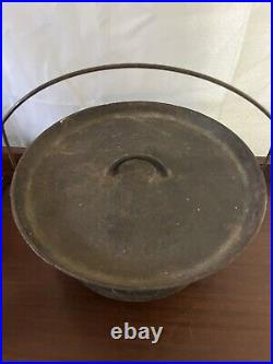 Antique Griswold Mold #10 Cast Iron Chuck Wagon Tite Top Dutch Oven With Lid