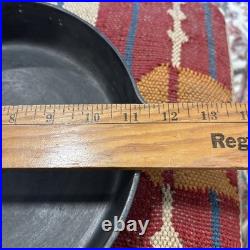 Antique Highland Foundry Co. HF Co. 8 & 9 Fancy Handle Cast Iron Skillet 11