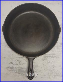 Antique Large Well Seasoned #10 Cast Iron Skillet Fry Pan No Notch Heat Ring