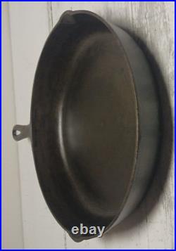 Antique Large Well Seasoned #10 Cast Iron Skillet Fry Pan No Notch Heat Ring